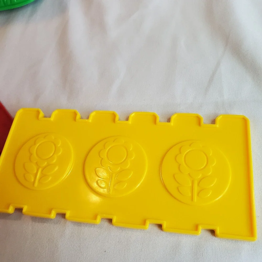 Yellow CARD Replacement BARNYARD BINGO GAME Fisher Price Preschool Match Coin
